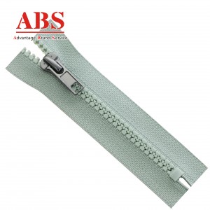 Factory Directly Sell 5# Plastic Zipper with metal puller Zip C/E