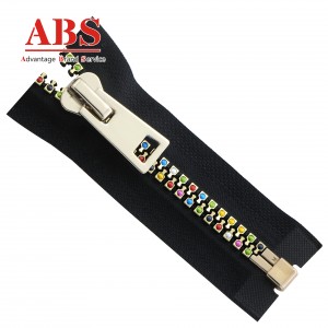 Fashion 8# Plastic Metallic Zipper with Color Diamond Zip for Women